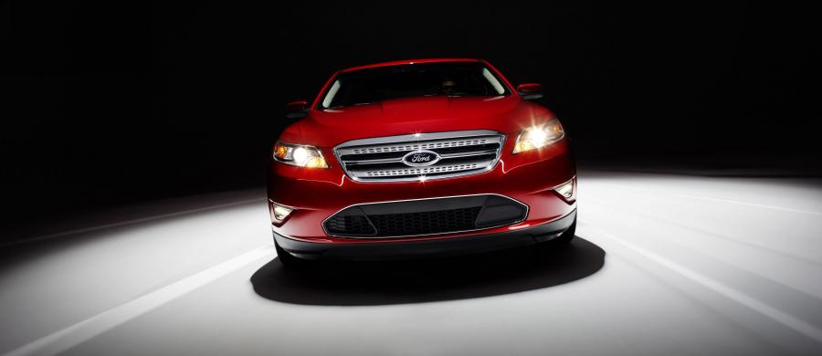 Ford Taurus SHO 2010 года  (фото 236 из 248)